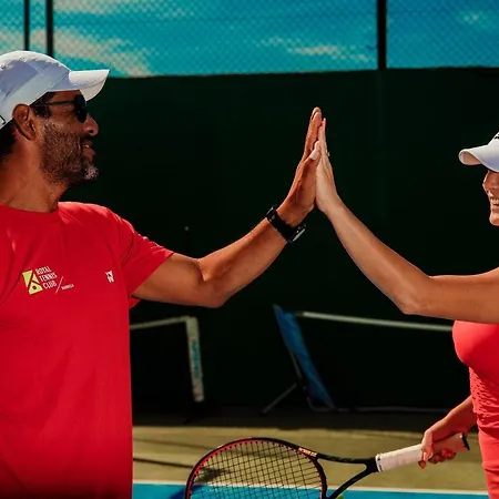 Royal Tennis Club *