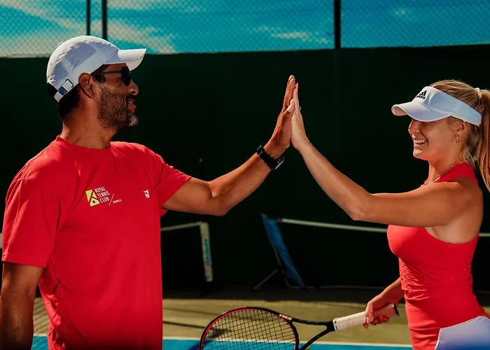 Royal Tennis Club *