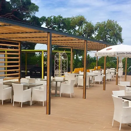 皇家网球俱乐部酒店